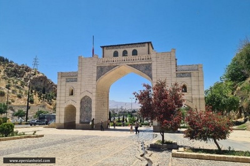  موقعیت دروازه قران شیراز